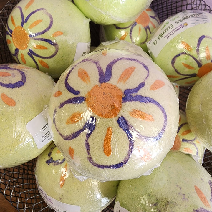 Eucalyptus Essential Oil Mega Bath Bomb