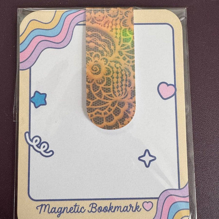 Lace Design Magnetic Bookmark