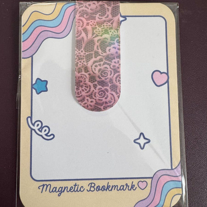 Lace Design Magnetic Bookmark