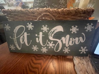 Let it snow wood hanger